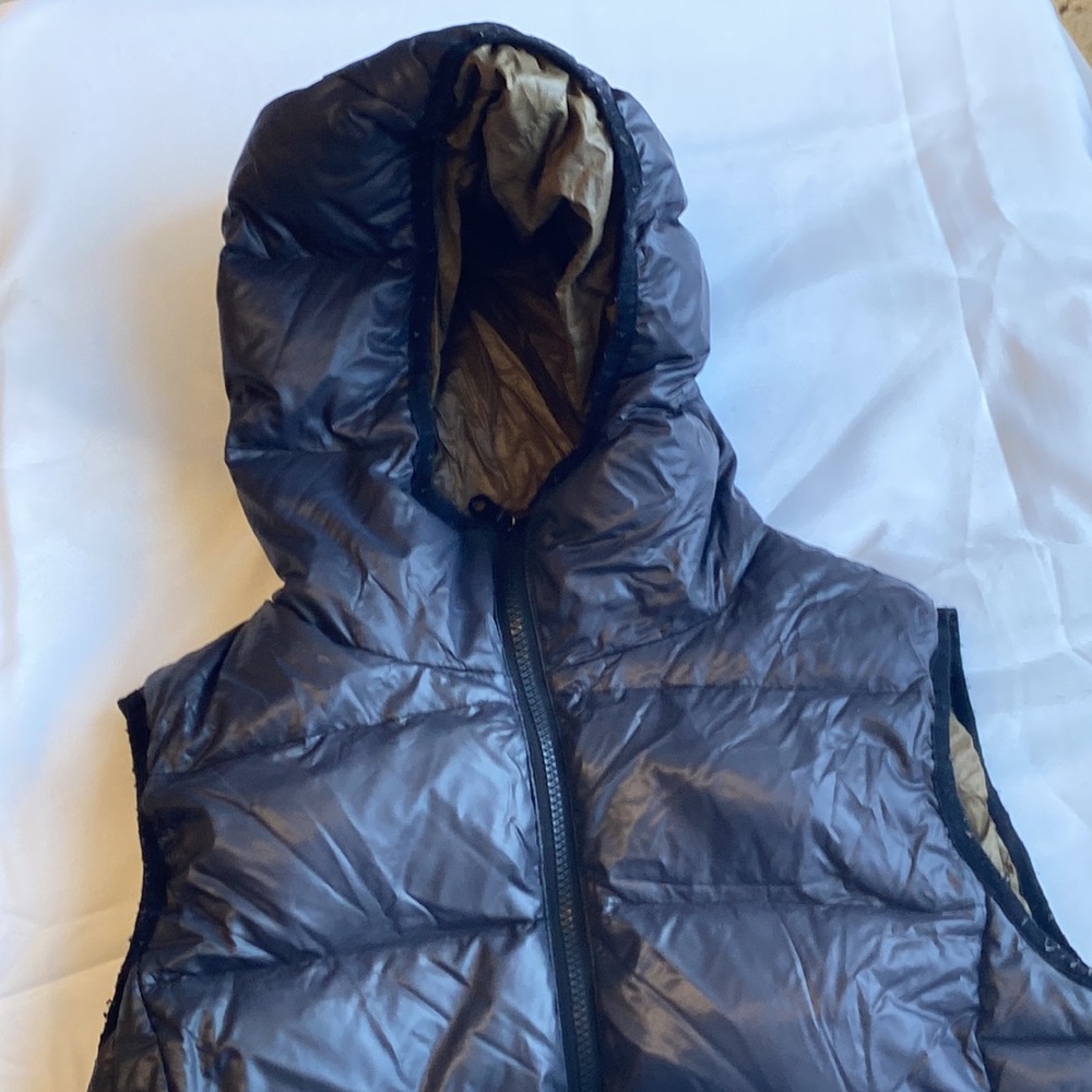 Puffer Vest - Picture 2 of 6